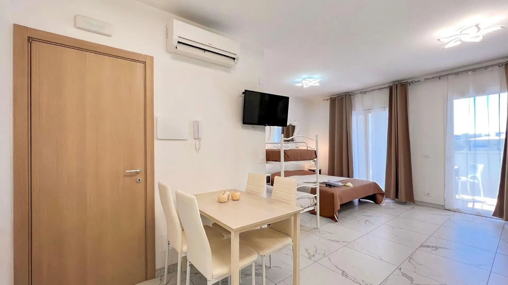 Apartment Modern Studio In Bibione Center